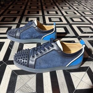 🔥 CHRISTIAN LOUBOUTIN Louis Junior Spikes Sneakers 🔥